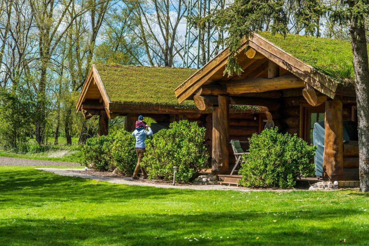 Hotel Gut Schoneworth Freiburg  エクステリア 写真